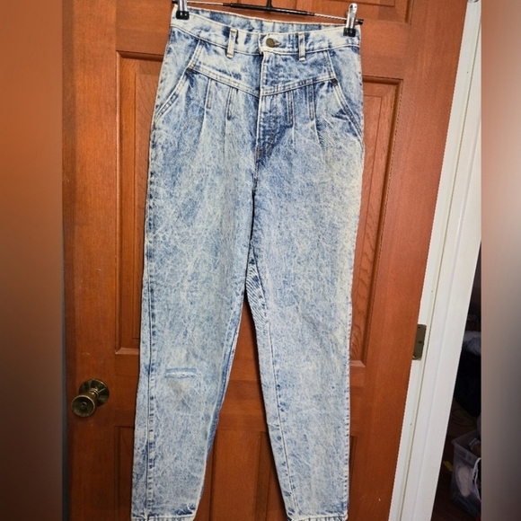 chic Denim - Vintage Chic 80s acid wash distressed jeans sz 10
